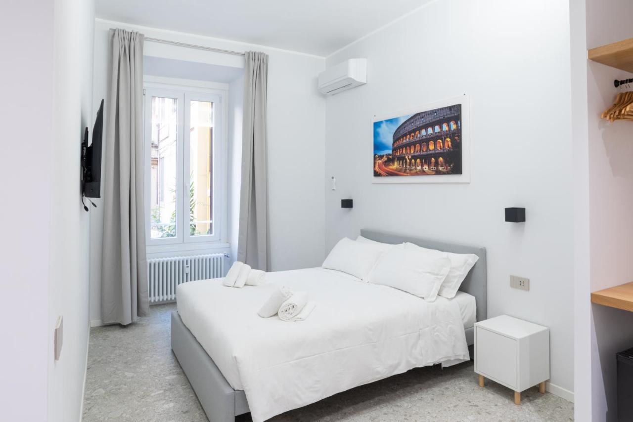 White Home Suite And Rooms 로마 외부 사진